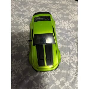 Maisto 2014 Green Ford Mustang Street Racer 1/24 Scale